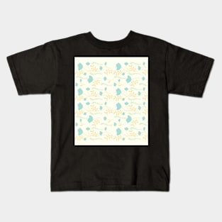 Blooming wildflowers Kids T-Shirt